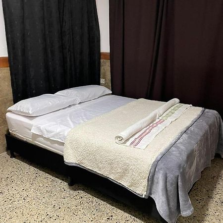 Casa Al Frente Del Pueblito Paisa Lägenhet Medellín Exteriör bild