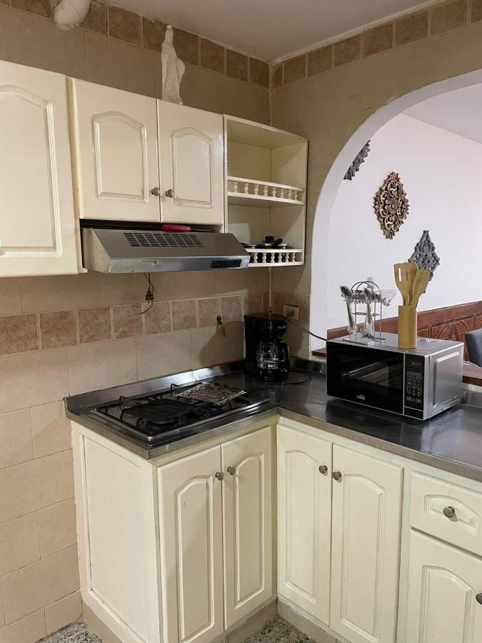 Casa Al Frente Del Pueblito Paisa Lägenhet Medellín Exteriör bild